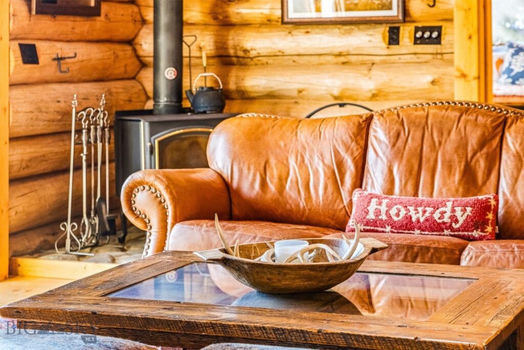 270 Brown Pony Trail, Belgrade MT 59714
