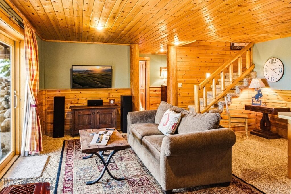 270 Brown Pony Trail, Belgrade MT 59714