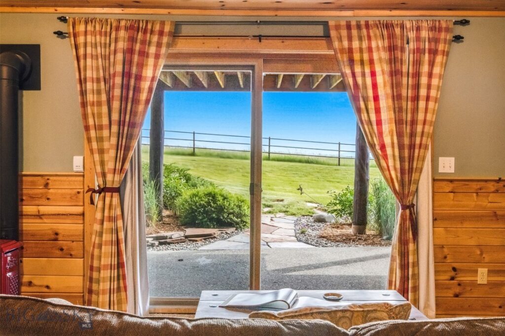 270 Brown Pony Trail, Belgrade MT 59714