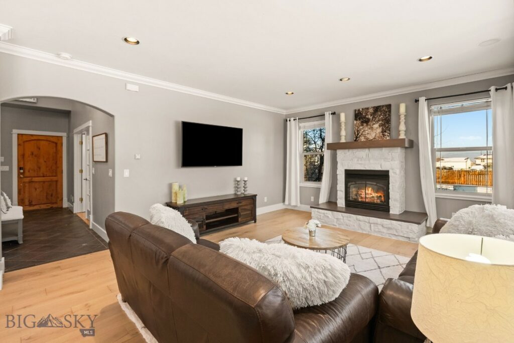 2743 Sheepshank Drive, Belgrade MT 59714