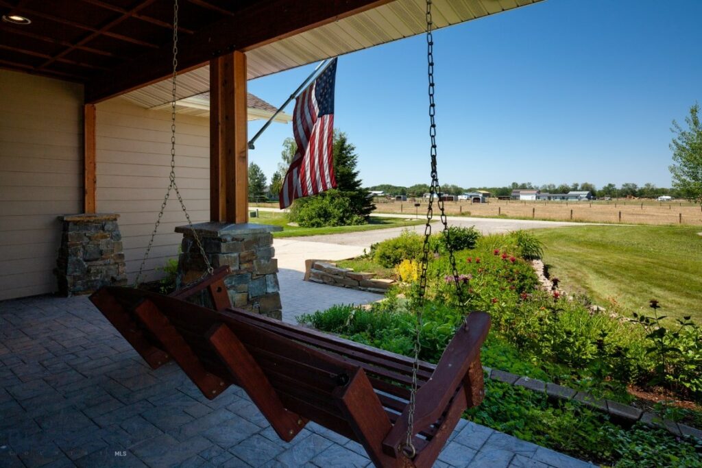 2743 Sheepshank Drive, Belgrade MT 59714