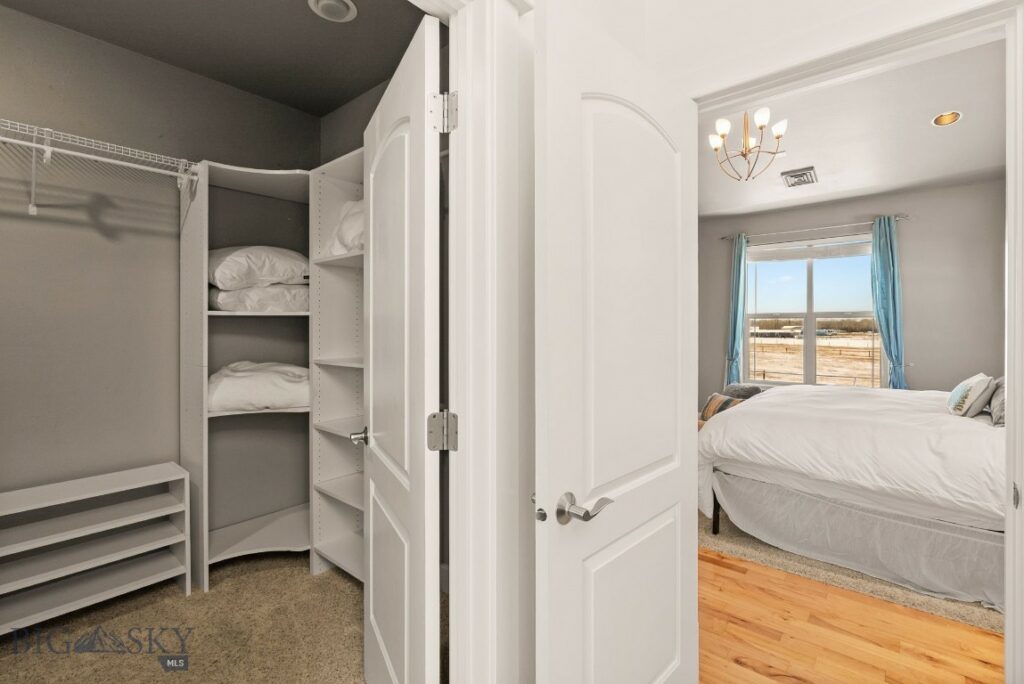 2743 Sheepshank Drive, Belgrade MT 59714