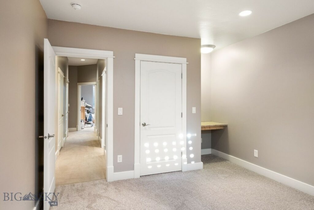 2743 Sheepshank Drive, Belgrade MT 59714