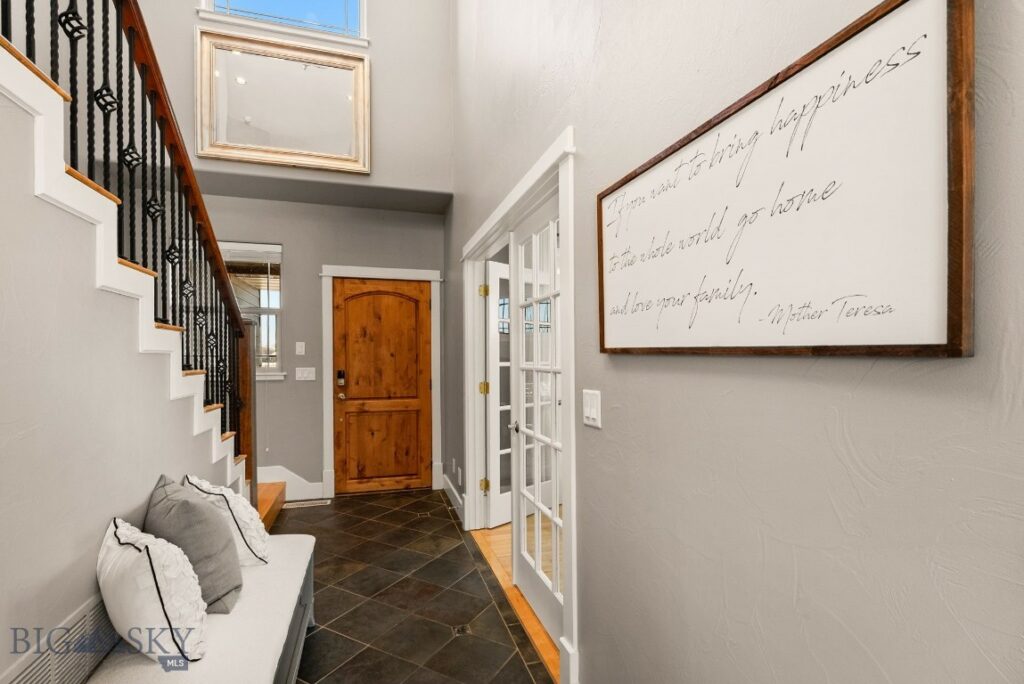 2743 Sheepshank Drive, Belgrade MT 59714