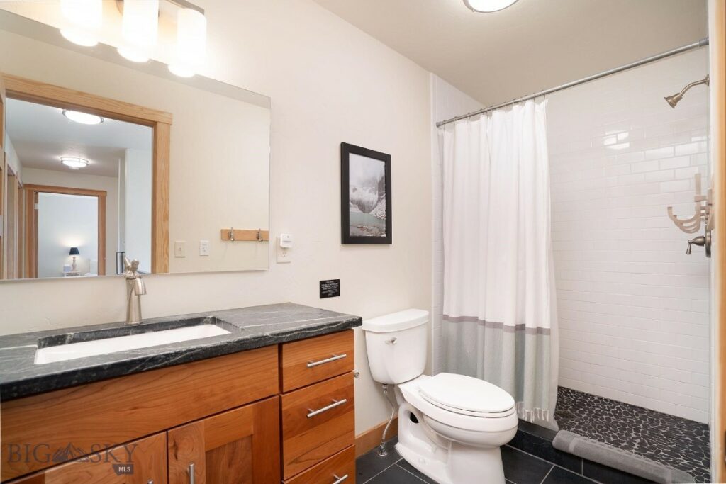275 Convict Grade Road, Livingston MT 59047