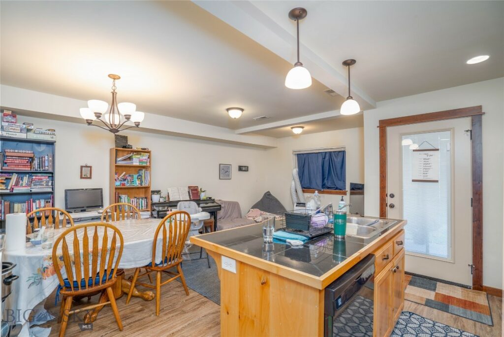 2755 Fen Way, Bozeman MT 59718