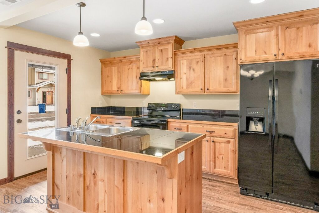 2755 Fen Way, Bozeman MT 59718