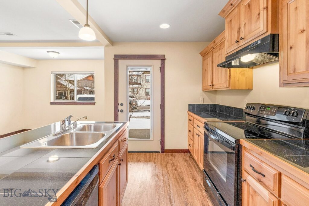 2755 Fen Way, Bozeman MT 59718