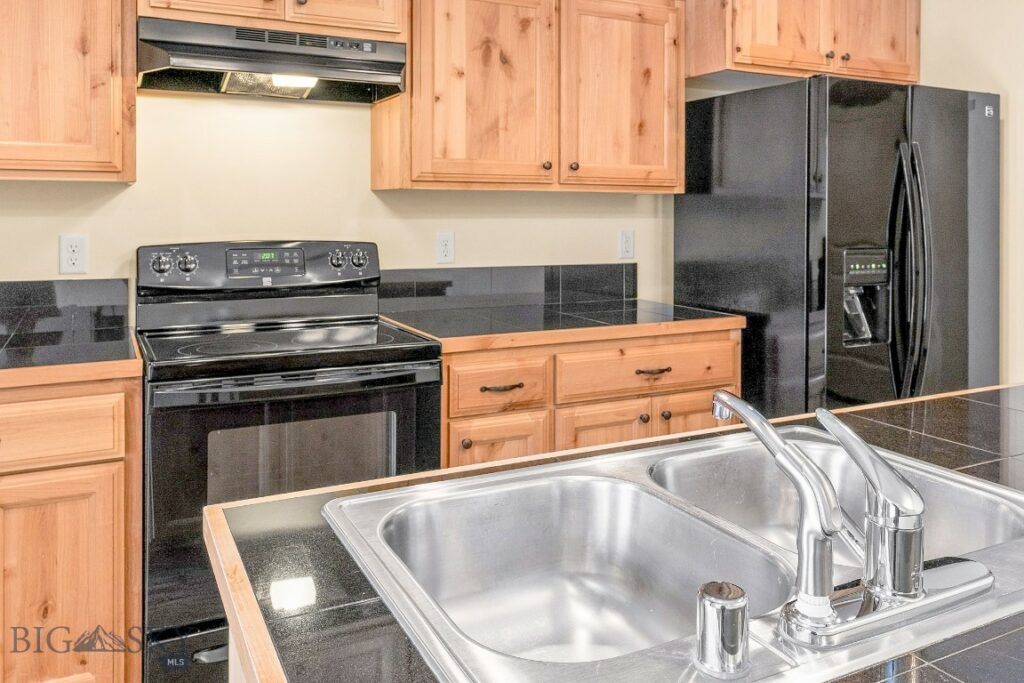 2755 Fen Way, Bozeman MT 59718
