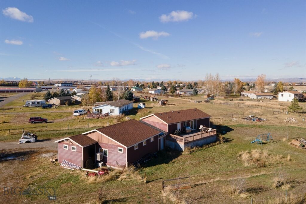 276 Blackhawk Lane, Belgrade MT 59714