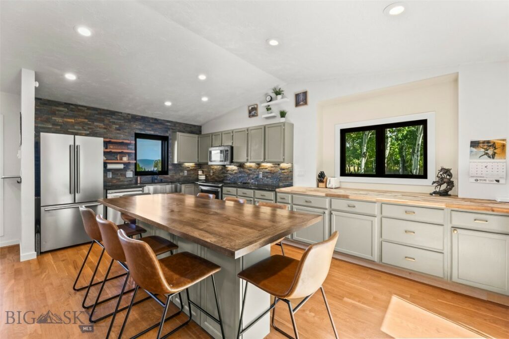 277 Hodgeman Canyon, Bozeman MT 59718