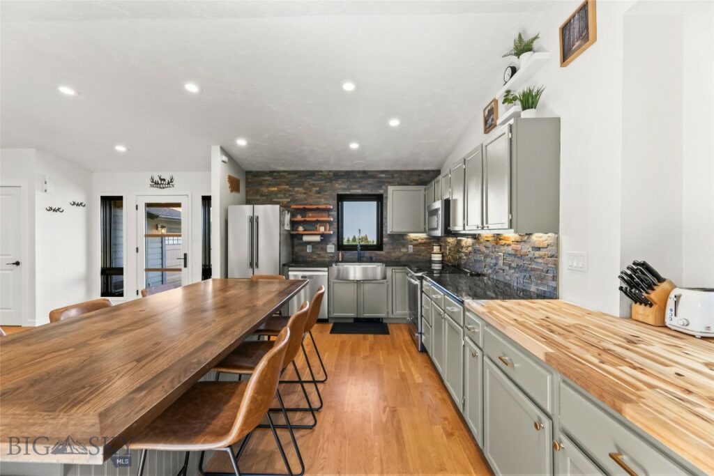 277 Hodgeman Canyon, Bozeman MT 59718