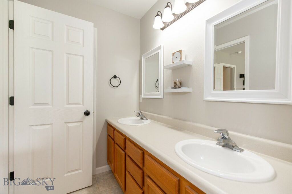 28 American Eagle Drive, Bozeman MT 59718