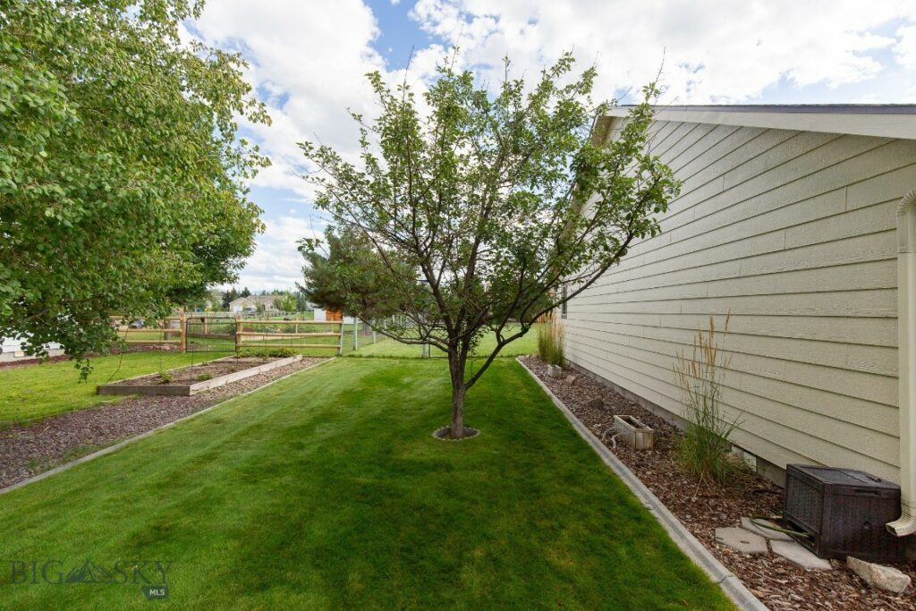 28 American Eagle Drive, Bozeman MT 59718