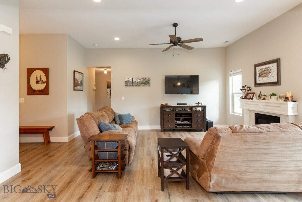 28 American Eagle Drive, Bozeman MT 59718