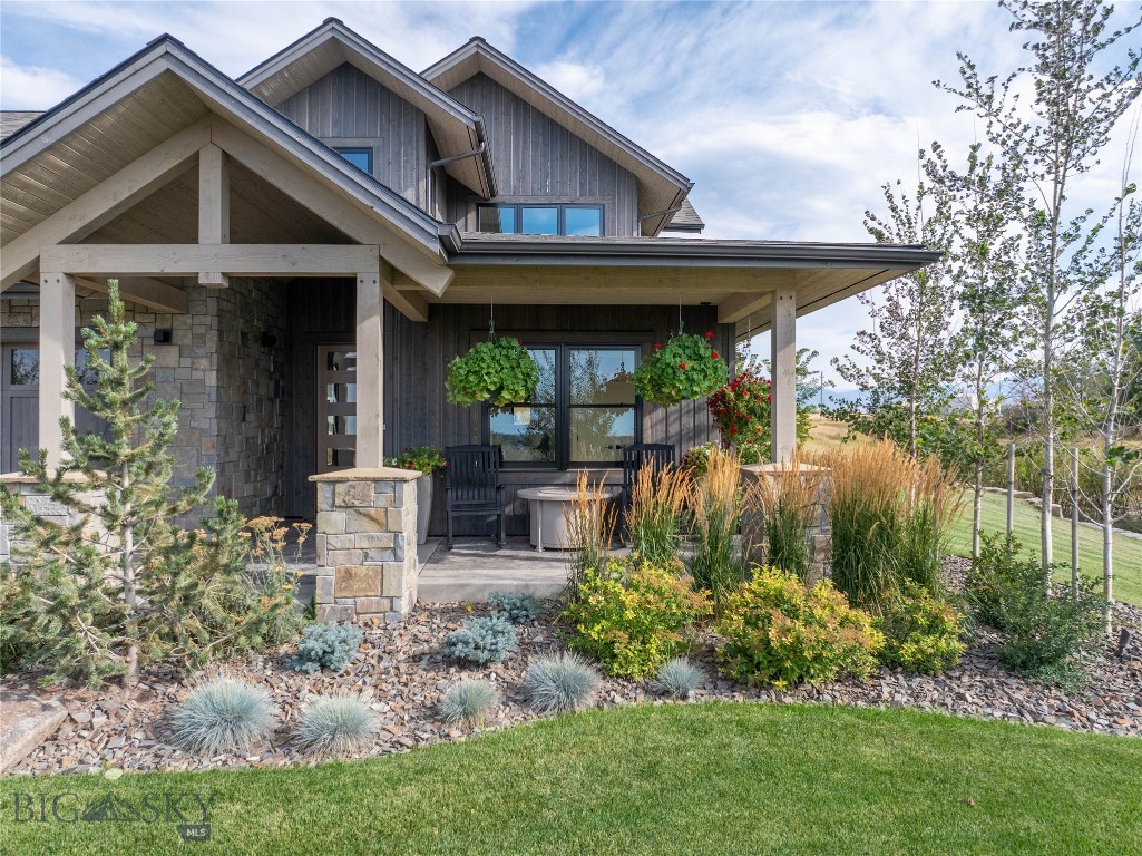 28 Defender Lane, Bozeman MT 59718