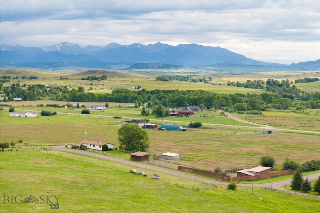 28 W Grannis, Livingston MT 59047
