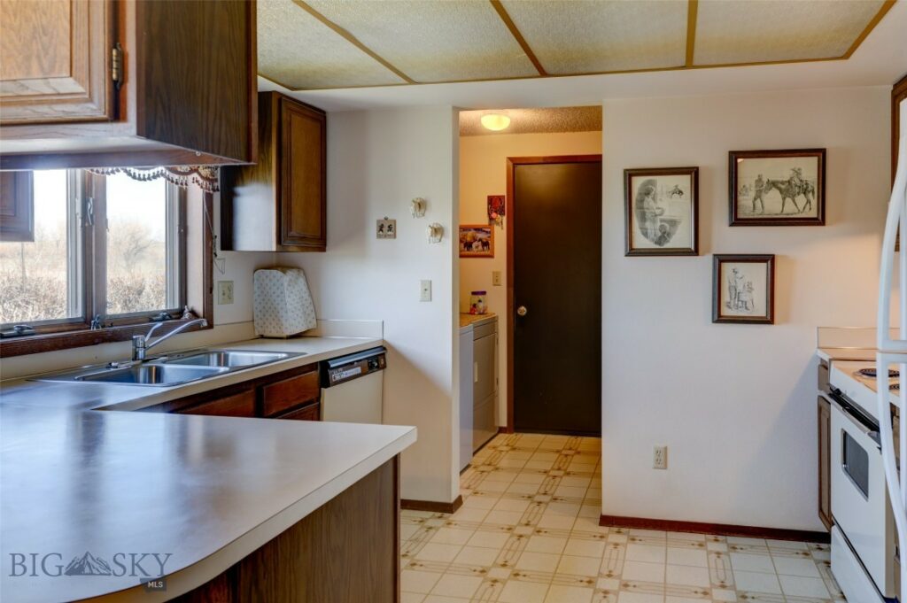 28 W Grannis, Livingston MT 59047