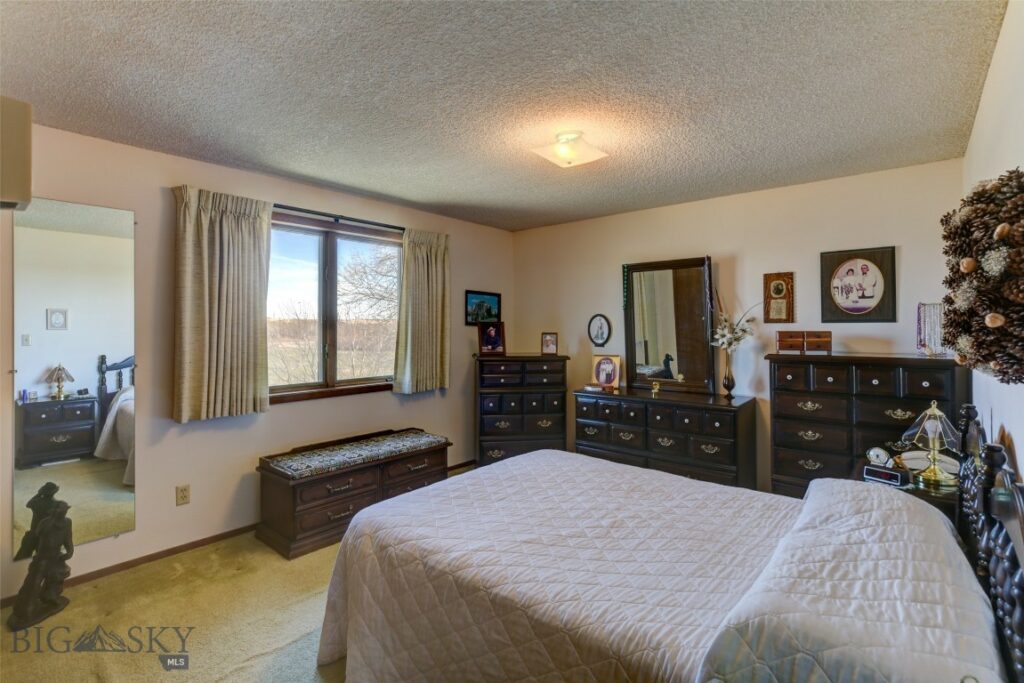 28 W Grannis, Livingston MT 59047