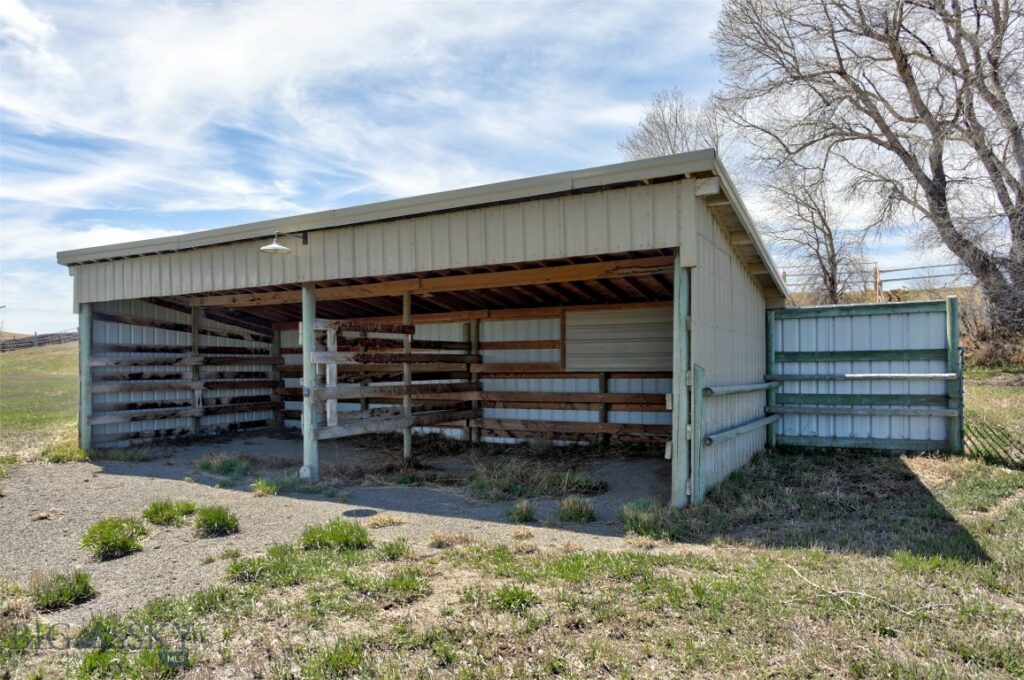 28 W Grannis, Livingston MT 59047