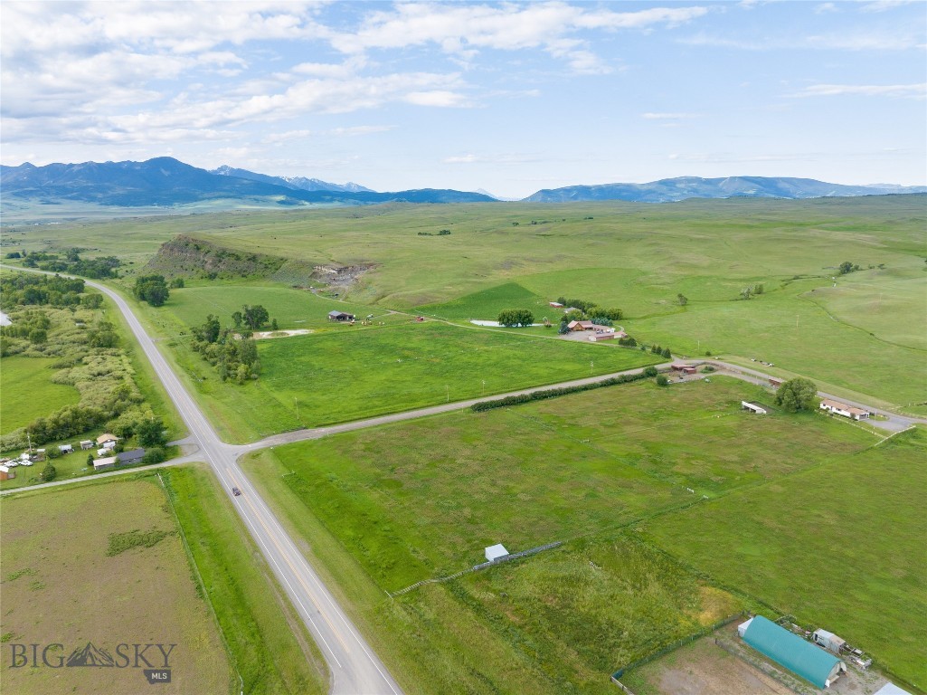 28 W Grannis, Livingston MT 59047