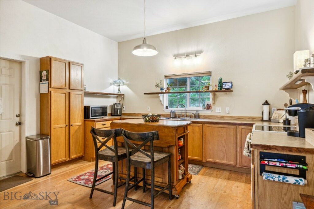 2801 W Villard Street, Bozeman MT 59718