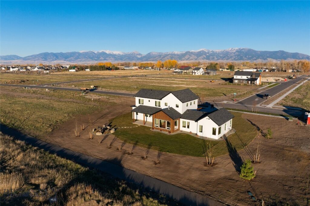 281 Crossbill Road, Bozeman MT 59718