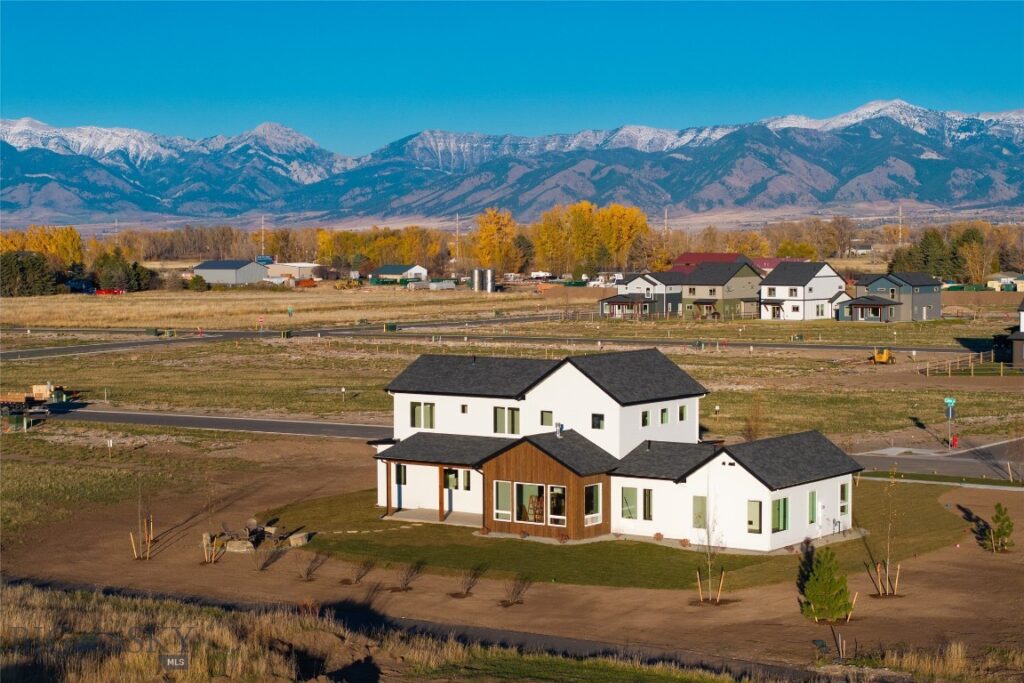 281 Crossbill Road, Bozeman MT 59718