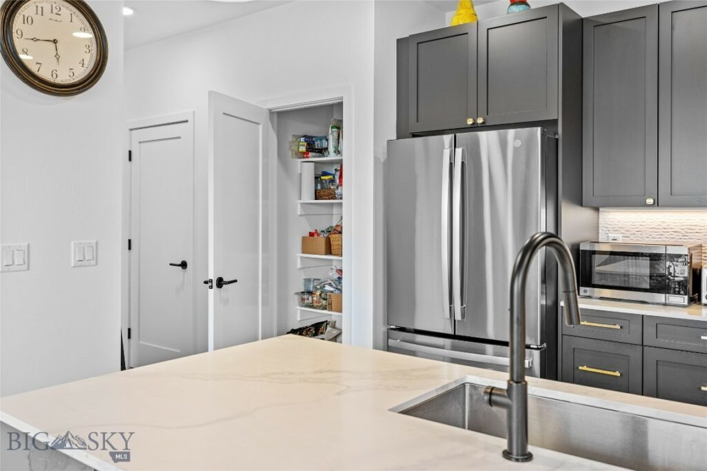 2818 Tierra Lane, Bozeman MT 59718