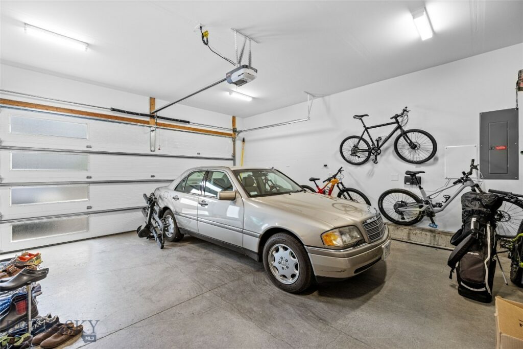 2818 Tierra Lane, Bozeman MT 59718