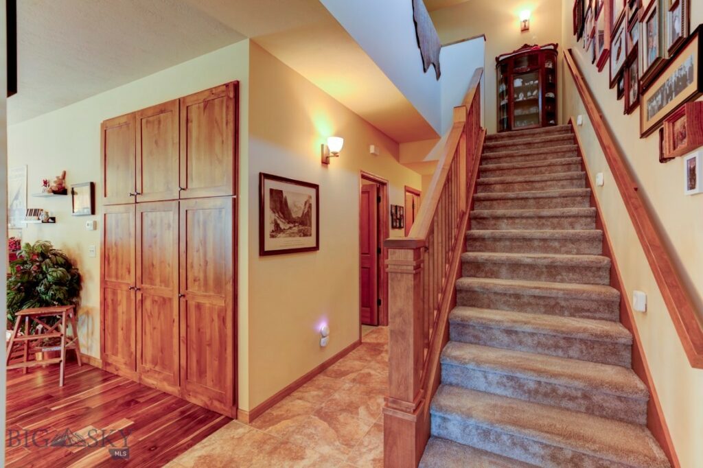 282 Pine Creek Drive, Bozeman MT 59718