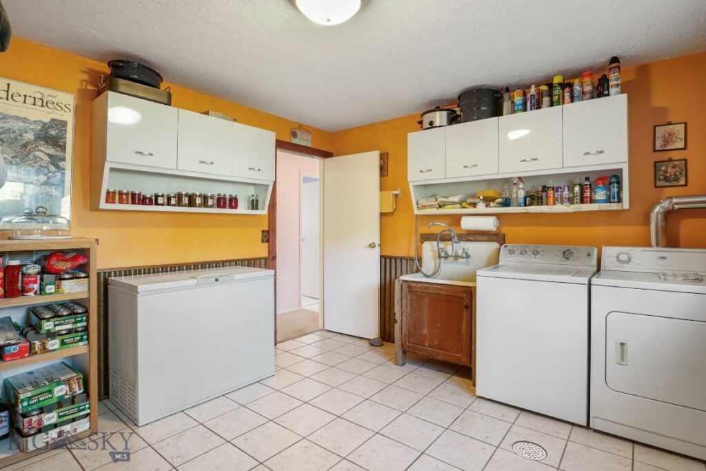 2829 Texas Way Street, Bozeman MT 59718