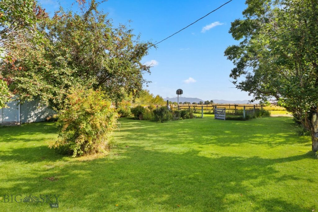 2829 Texas Way Street, Bozeman MT 59718