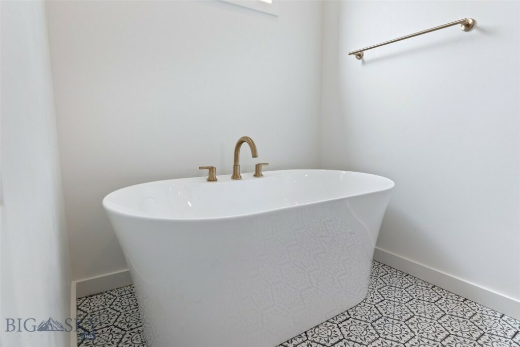 2830 S 30th Avenue, Bozeman MT 59718