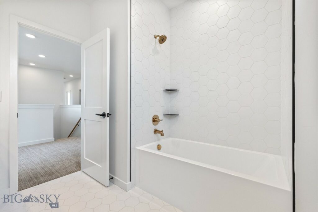 2830 S 30th Avenue, Bozeman MT 59718
