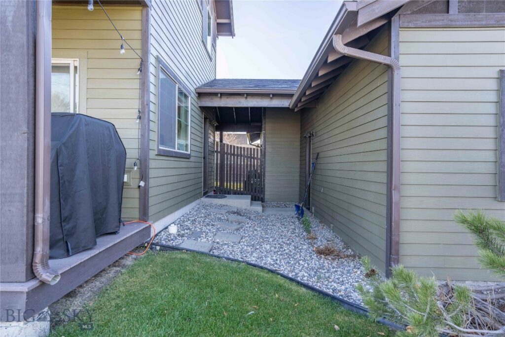 2839 Blackbird Drive, Bozeman MT 59718