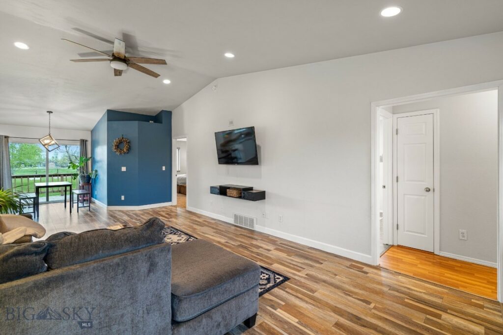 285 Hereford Drive, Belgrade MT 59714
