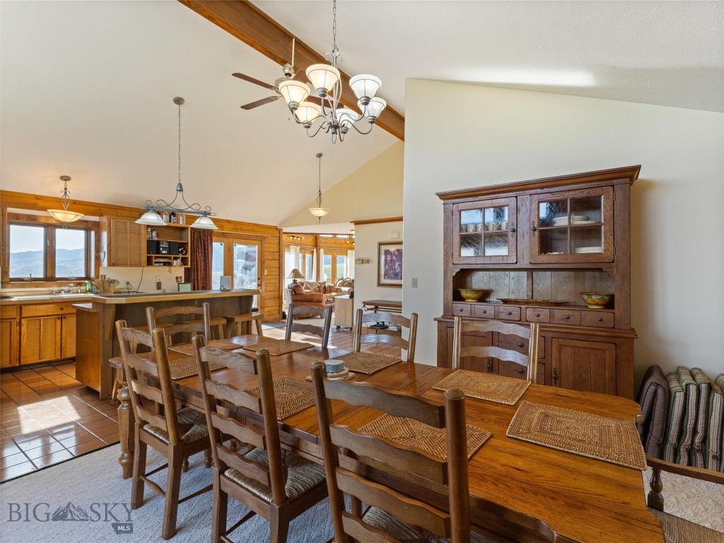 29 S Wineglass Loop S, Livingston MT 59047
