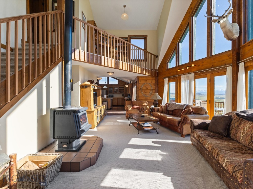 29 S Wineglass Loop S, Livingston MT 59047