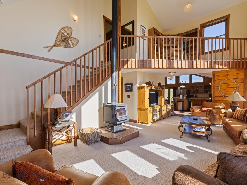 29 S Wineglass Loop S, Livingston MT 59047