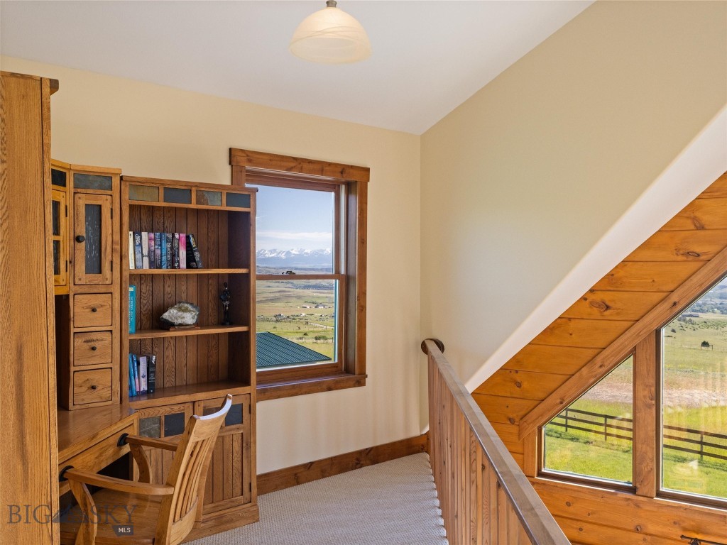 29 S Wineglass Loop S, Livingston MT 59047
