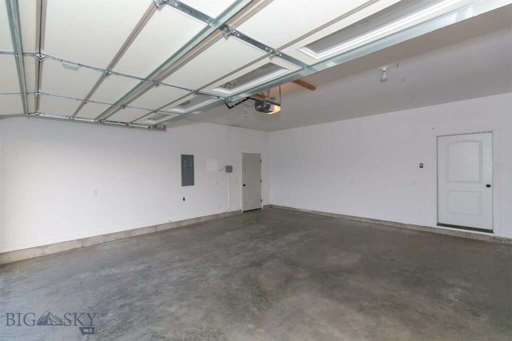 2909 Flurry Lane, Bozeman MT 59718