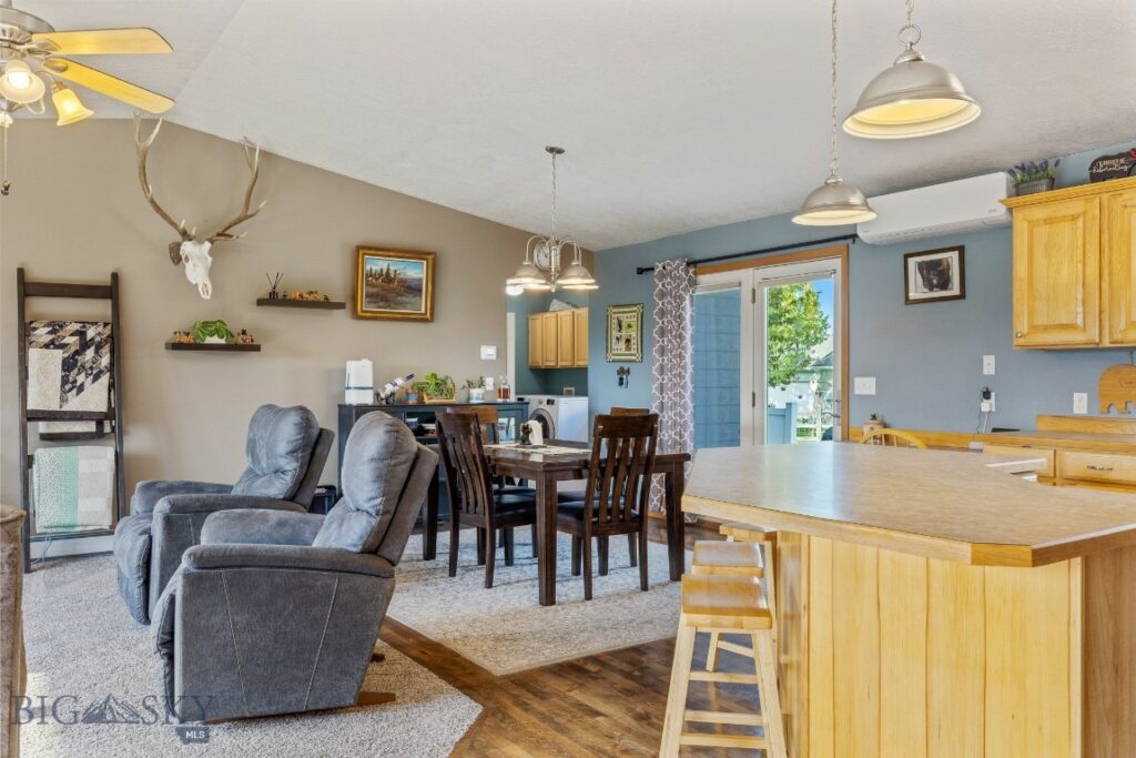 2910 Upper Rainbow Road, Bozeman MT 59718