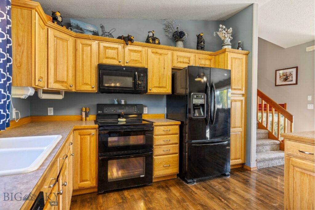 2910 Upper Rainbow Road, Bozeman MT 59718