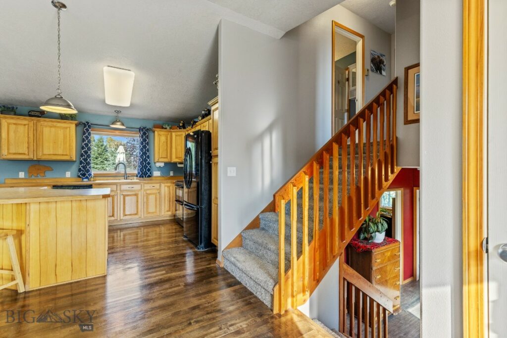 2910 Upper Rainbow Road, Bozeman MT 59718
