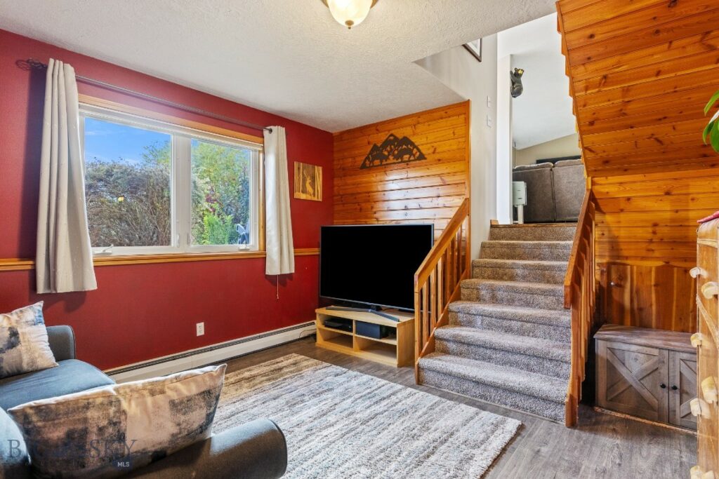 2910 Upper Rainbow Road, Bozeman MT 59718