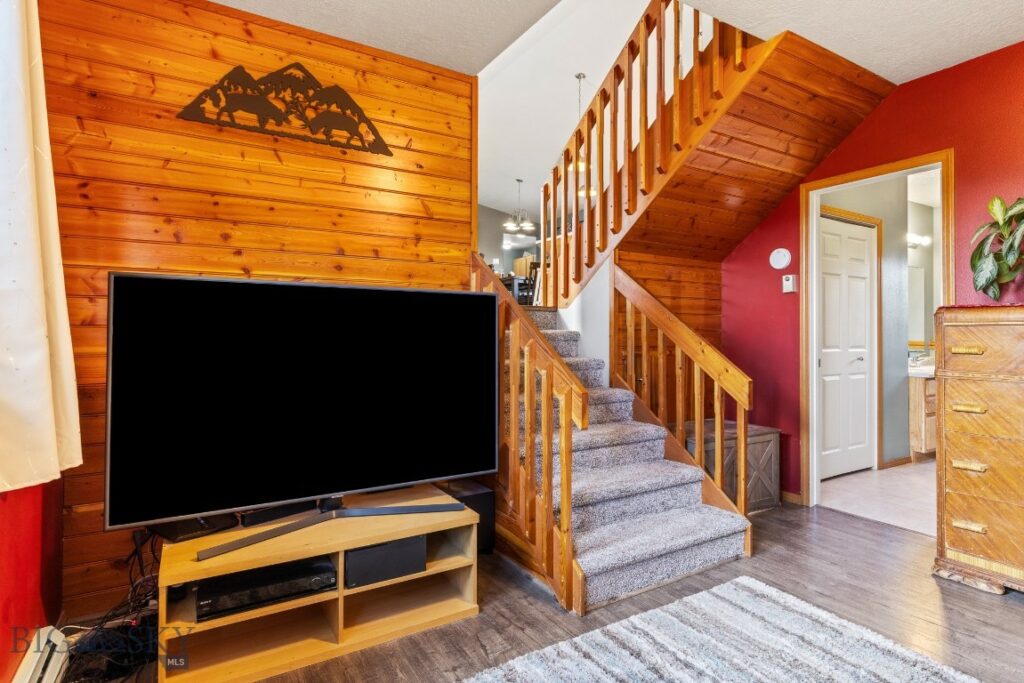 2910 Upper Rainbow Road, Bozeman MT 59718
