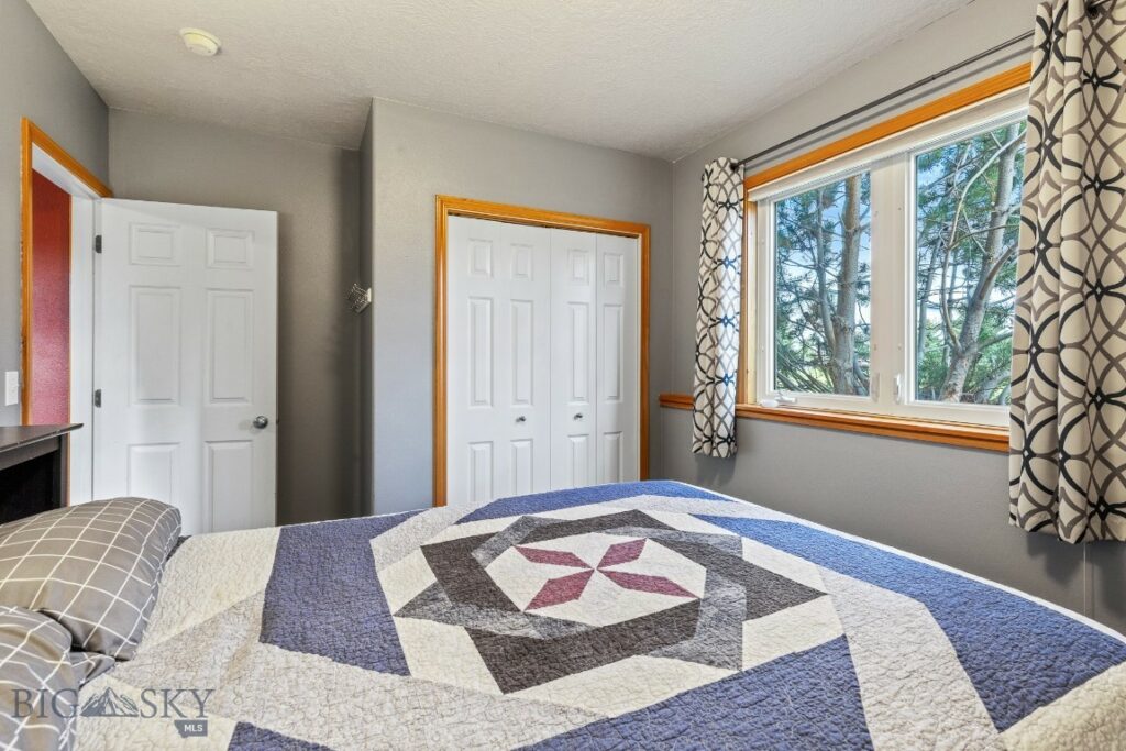 2910 Upper Rainbow Road, Bozeman MT 59718