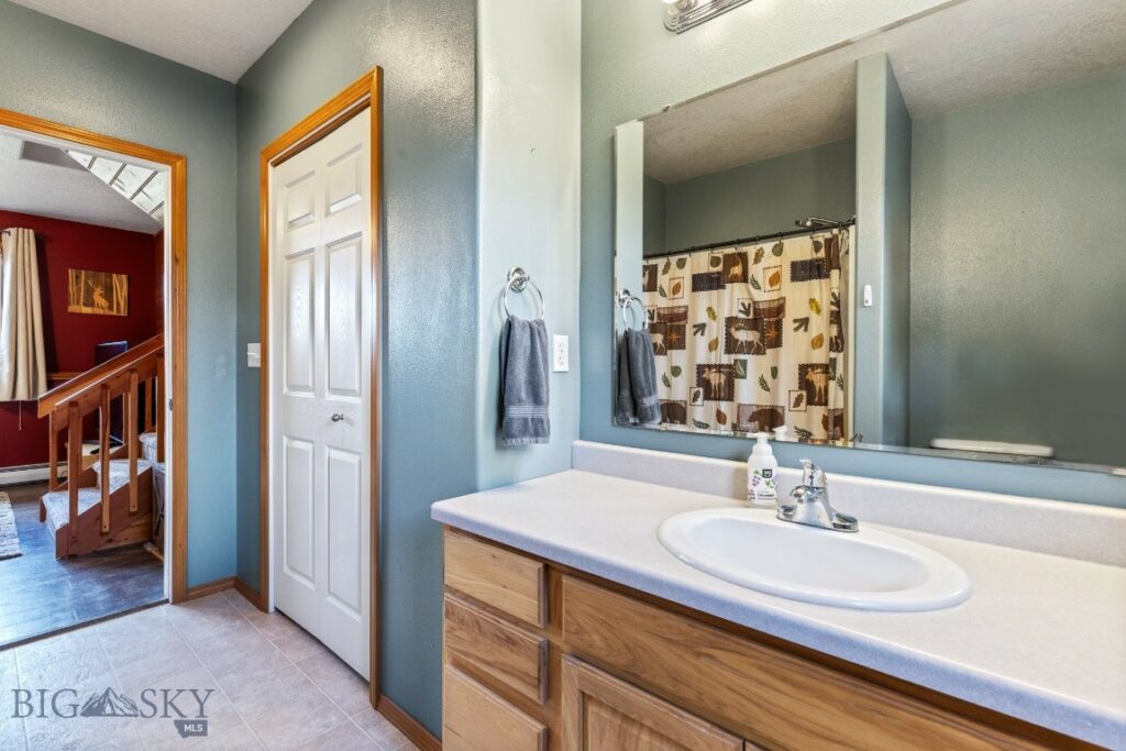 2910 Upper Rainbow Road, Bozeman MT 59718
