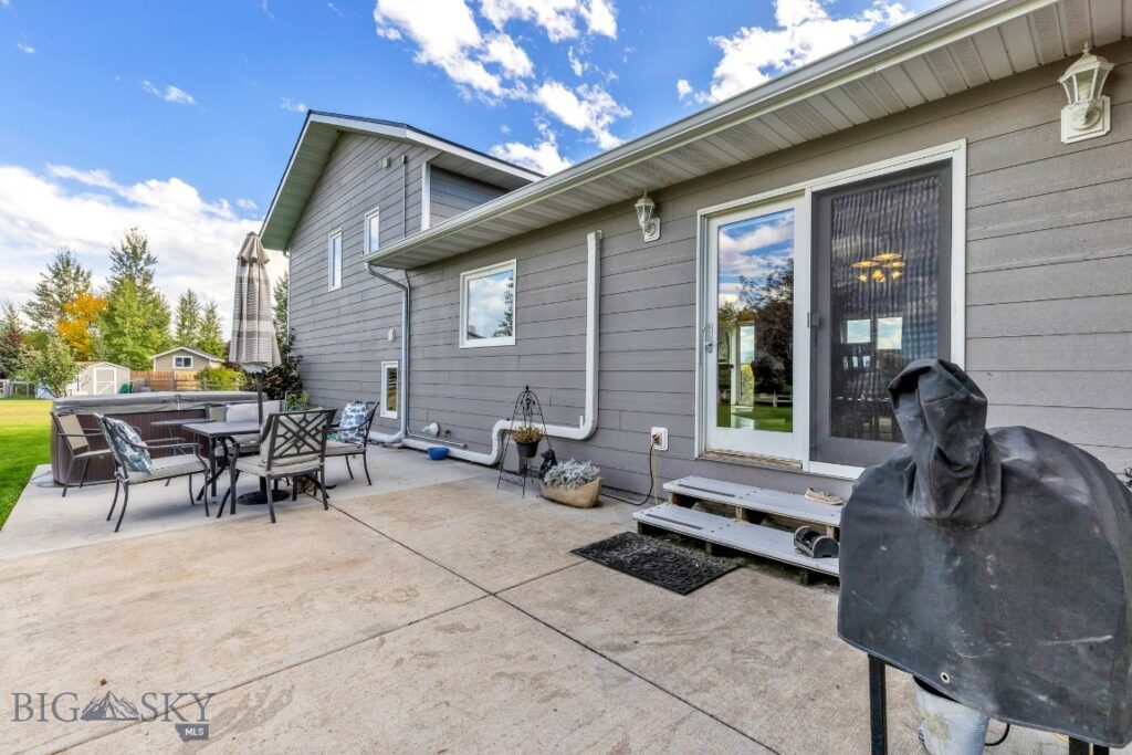 2910 Upper Rainbow Road, Bozeman MT 59718